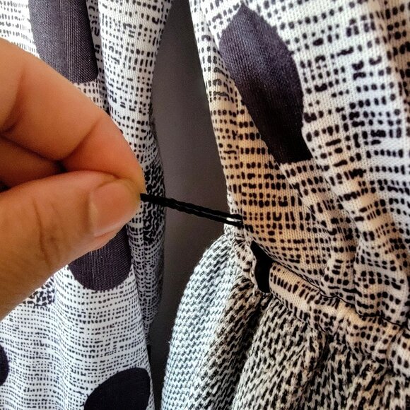 Vintage 80s 90s Black & Gray  Polka Dot Dress With Bow Collar & Elastic Waist - Picture 8 of 13